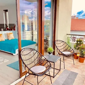 Sunny Deluxe Apt. & Terrace Apartamento Budapest
